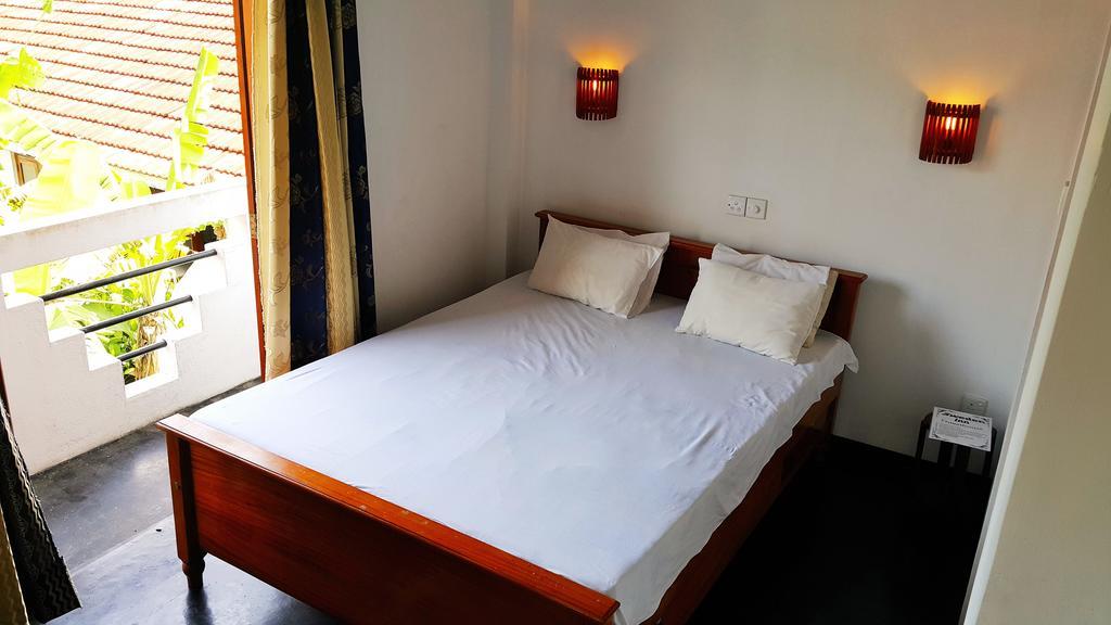 Sweden Inn Guesthouse Hikkaduwa Habitación foto